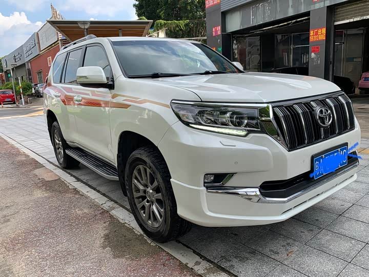 Toyota Land Cruiser Prado
