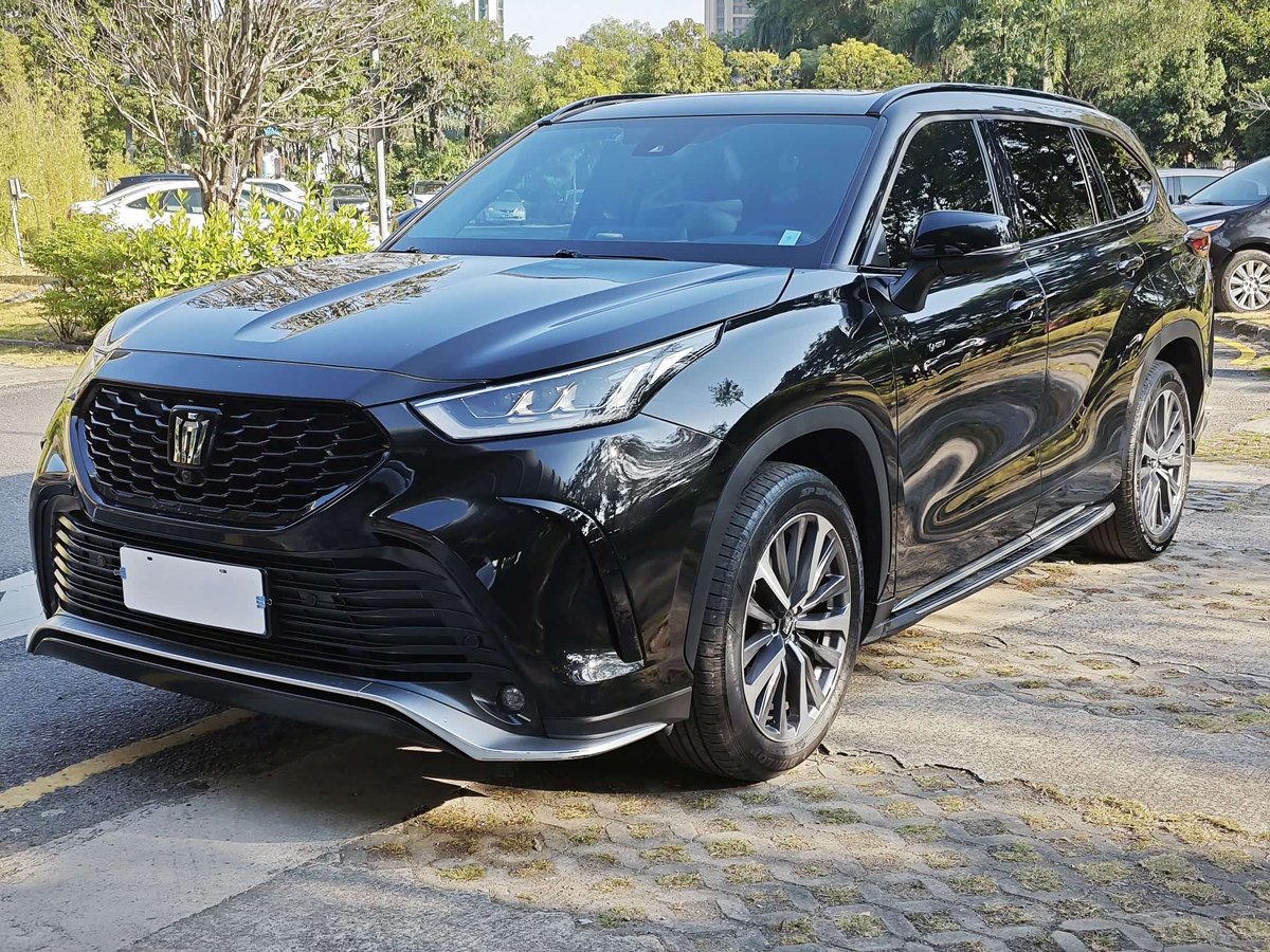 Toyota Crown Land Cruiser