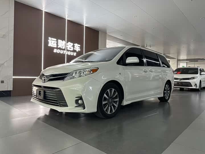 Toyota SIENNA