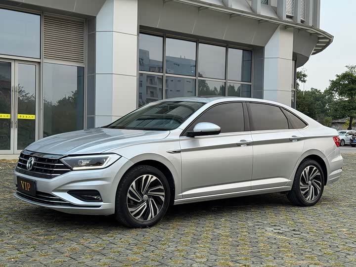 Volkswagen Sagitar