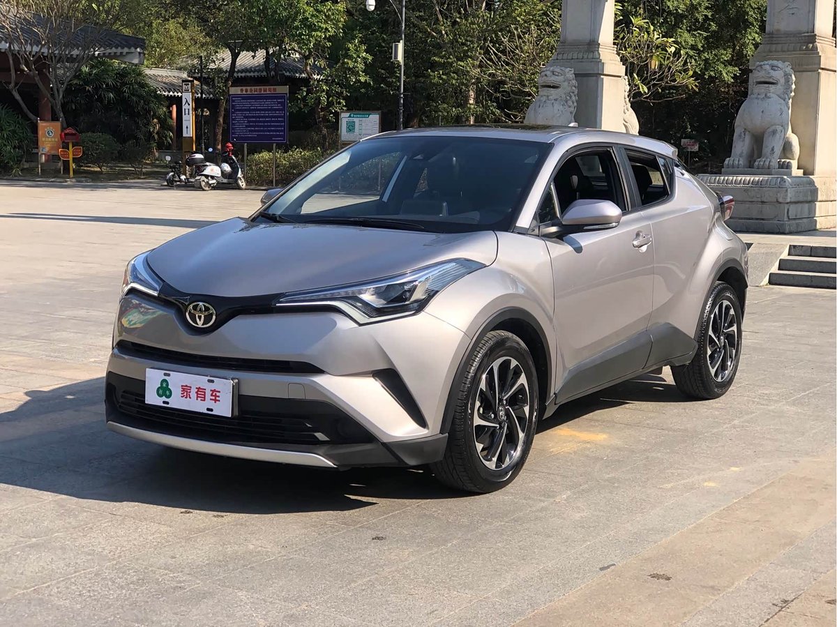 Toyota C-HR IZOA