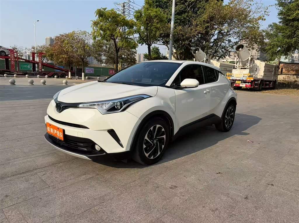 Toyota C-HR IZOA