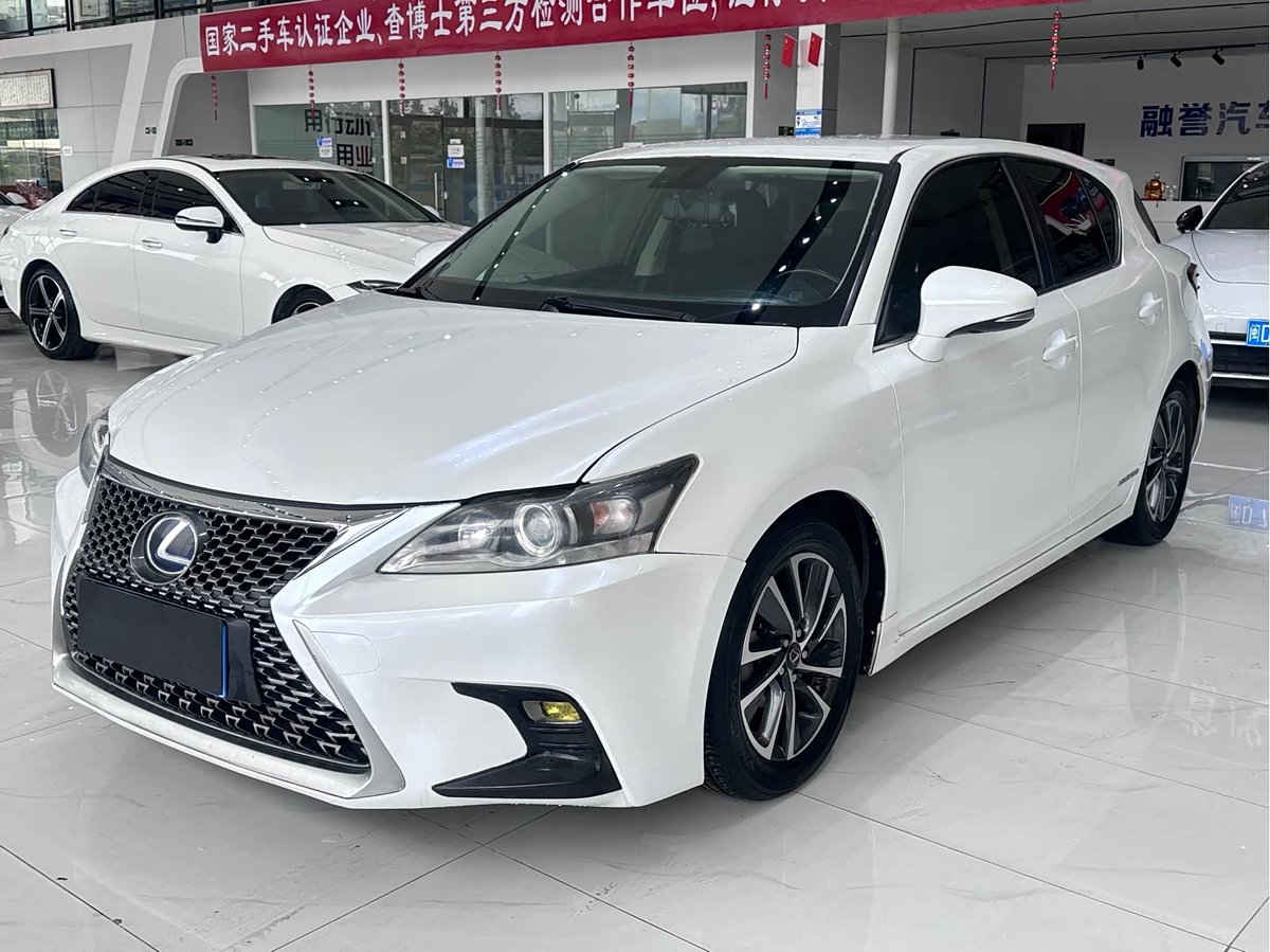 Lexus CT
