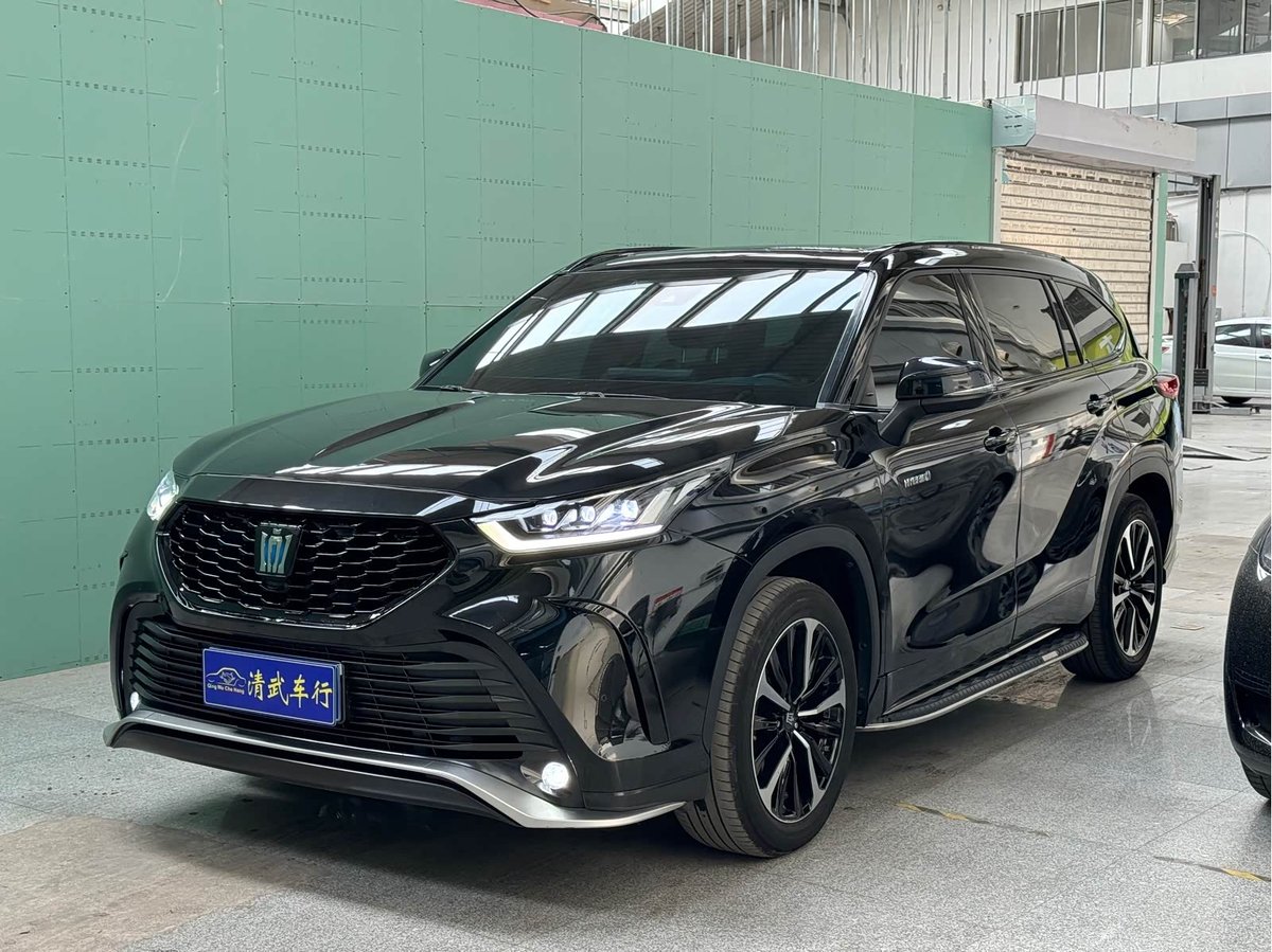 Toyota Crown Land Cruiser