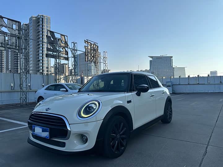 MINI