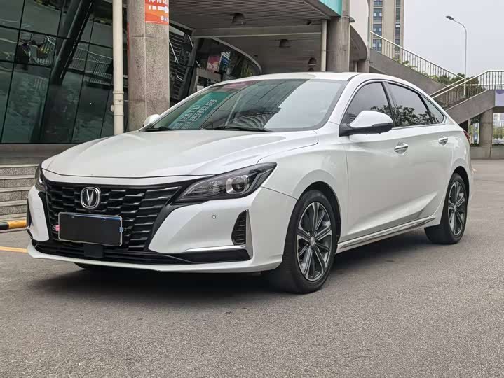 Changan Raeton CC