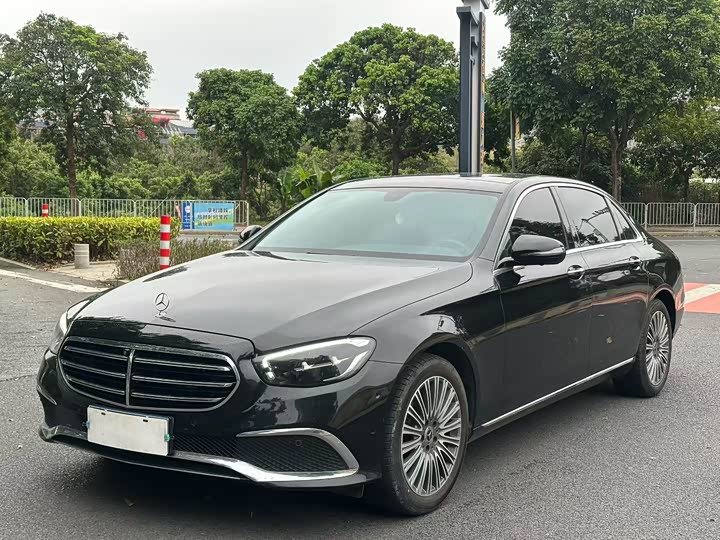 Mercedes-Benz E
