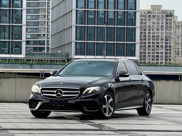 Mercedes-Benz E