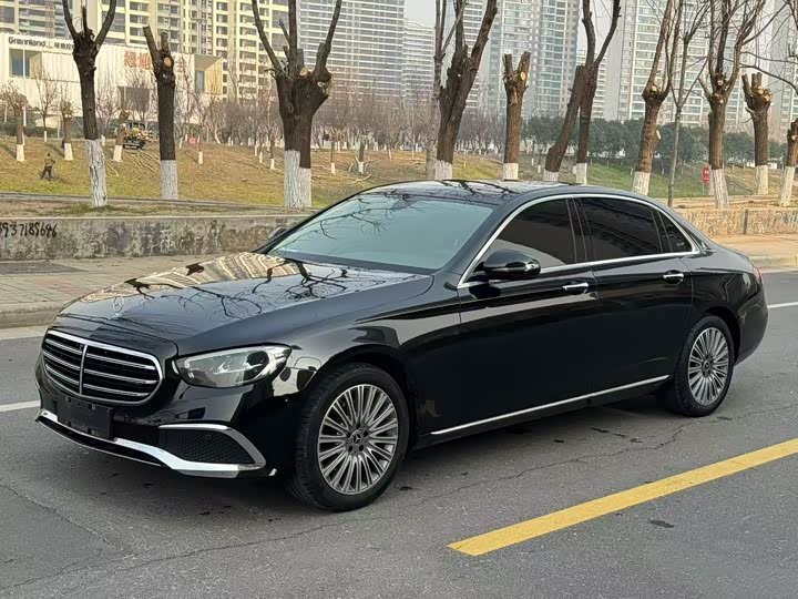 Mercedes-Benz E