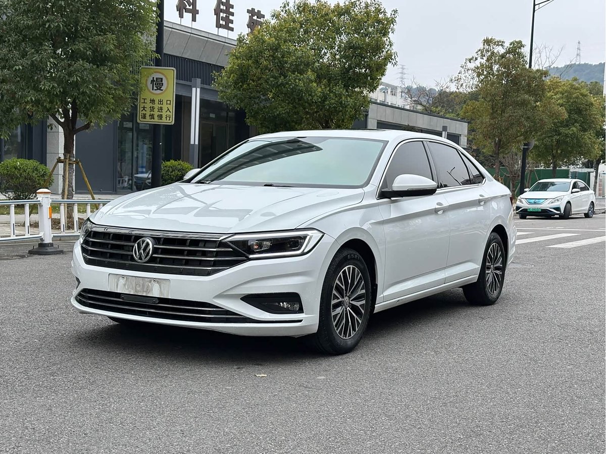 Volkswagen Sagitar