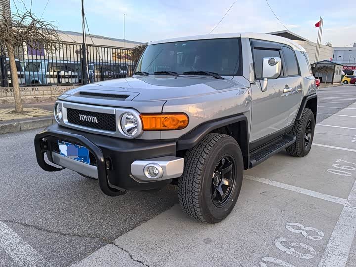 Toyota FJ