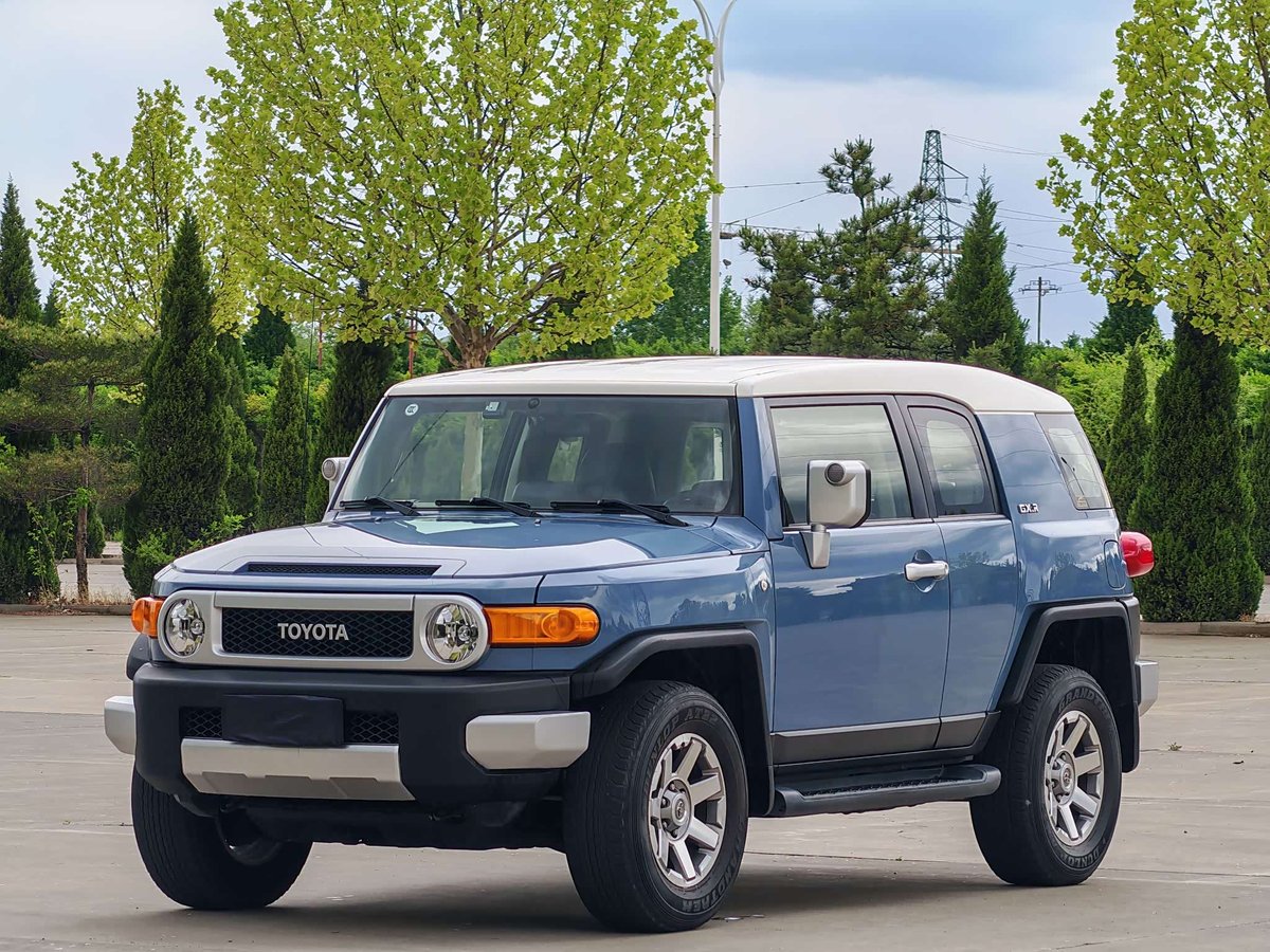 Toyota FJ