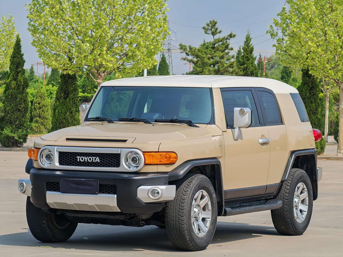 Toyota FJ
