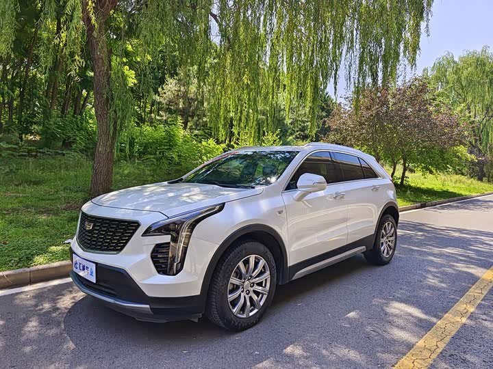Cadillac XT4