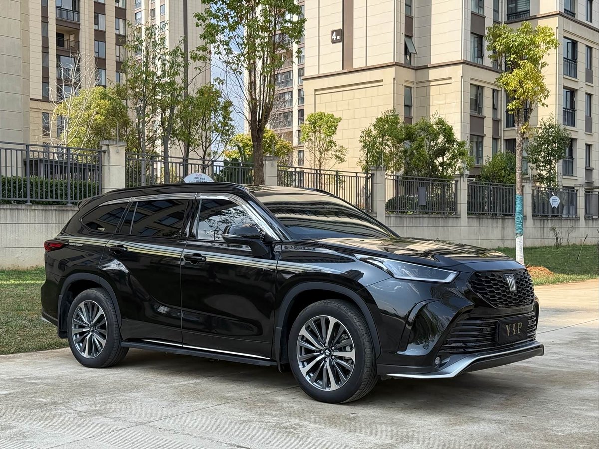 Toyota Crown Land Cruiser