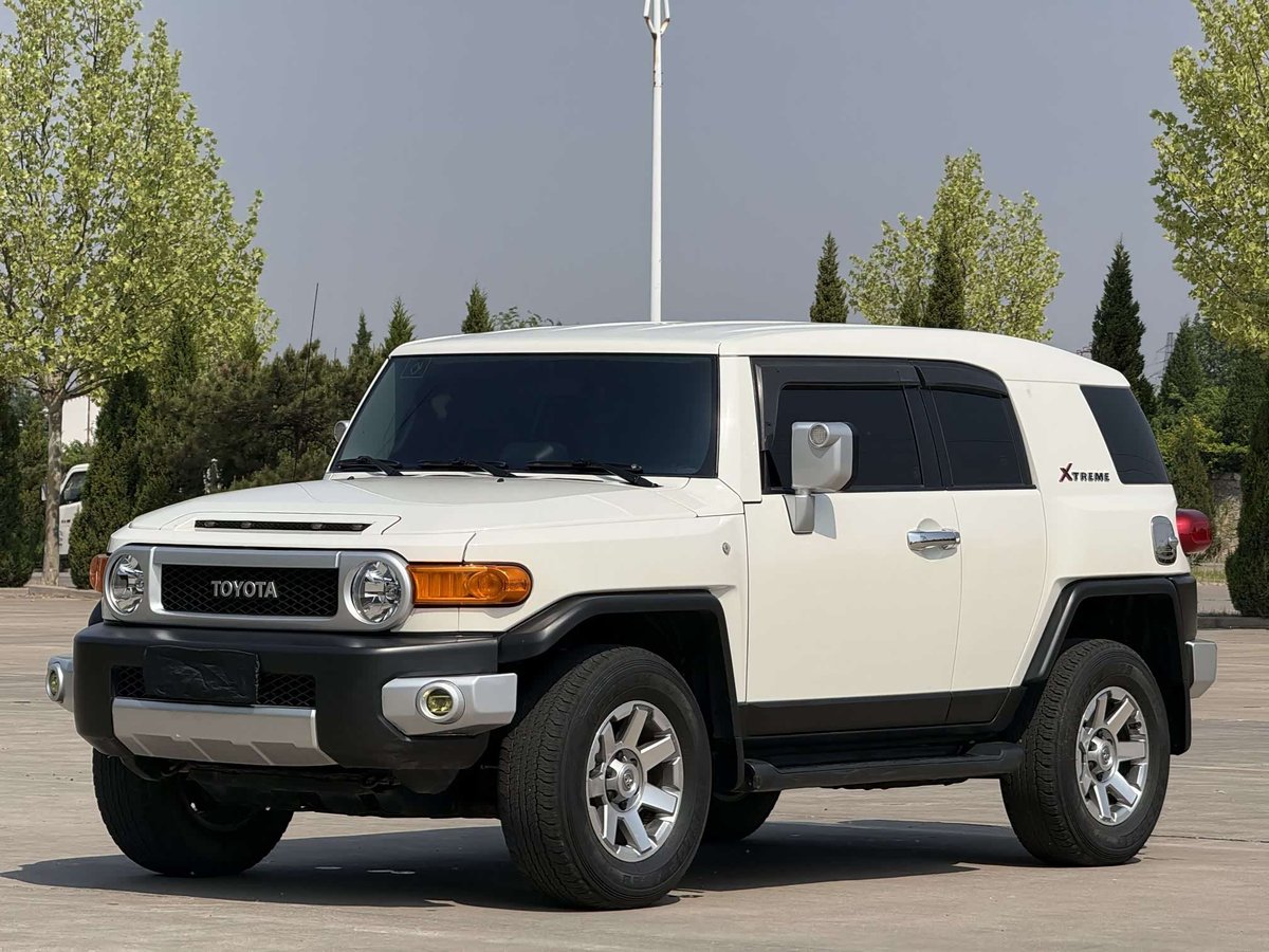 Toyota FJ