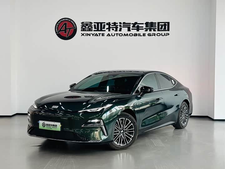 Geely Galaxy Xingyao 8