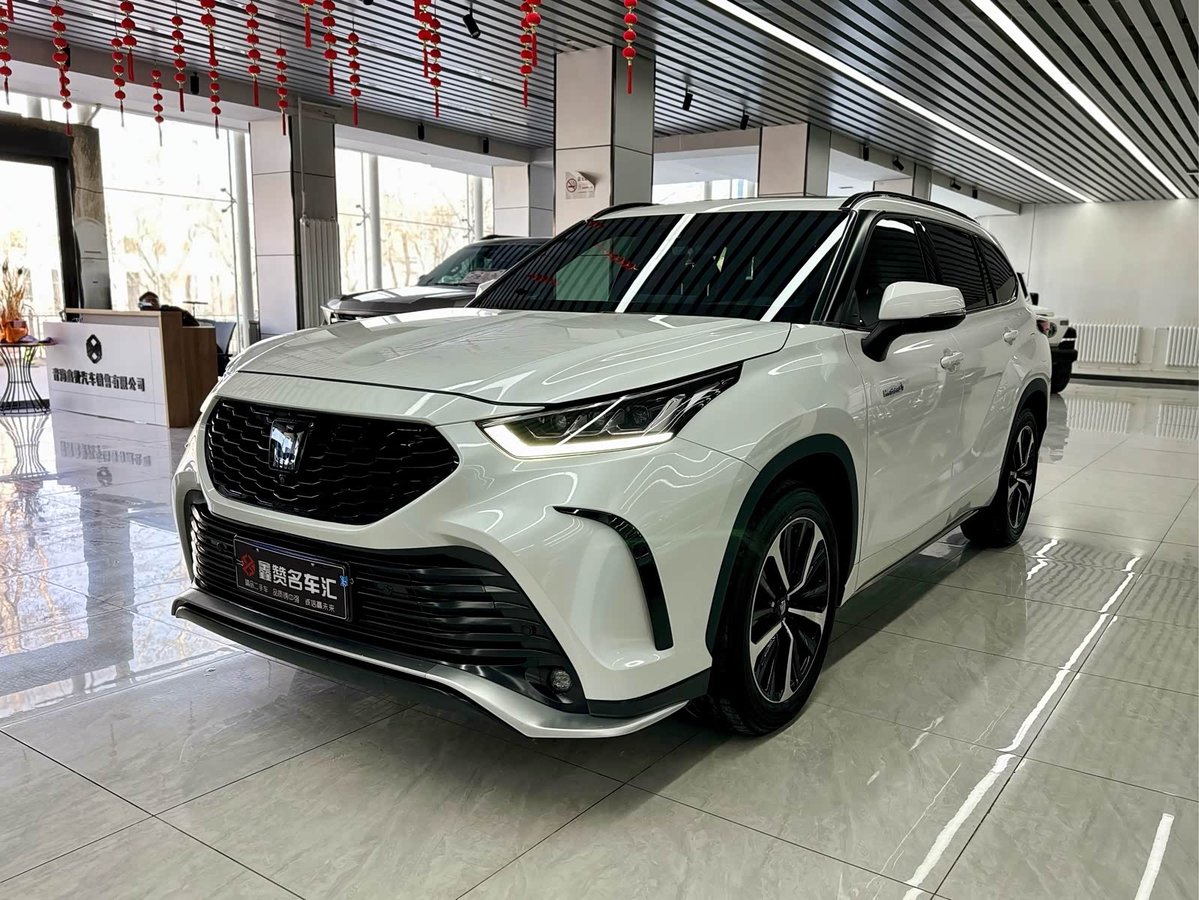 Toyota Crown Land Cruiser