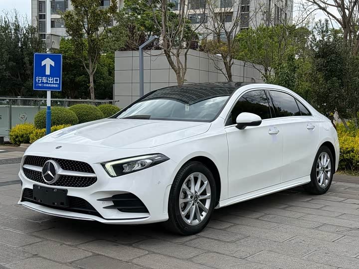 Mercedes-Benz A