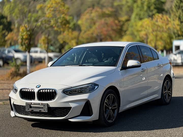 BMW 120i