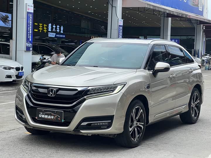 Honda UR-V