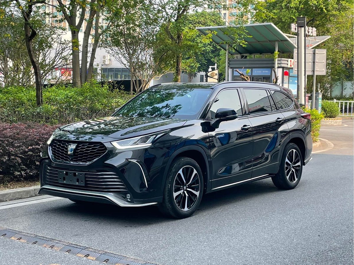 Toyota Crown Land Cruiser