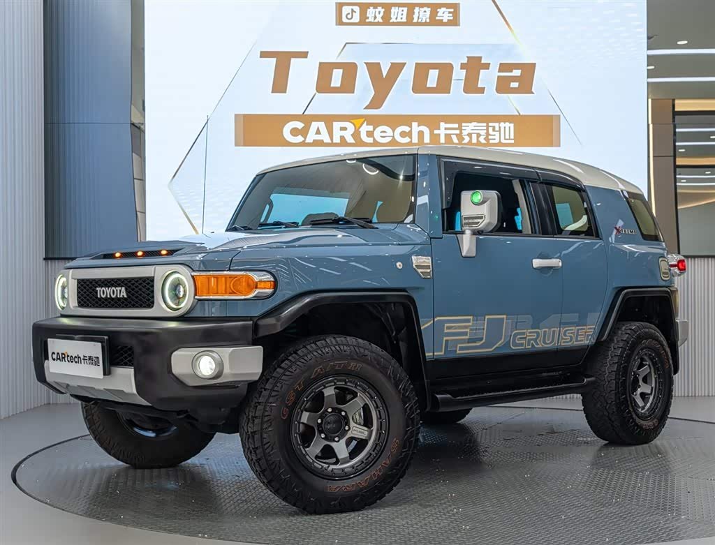 Toyota FJ