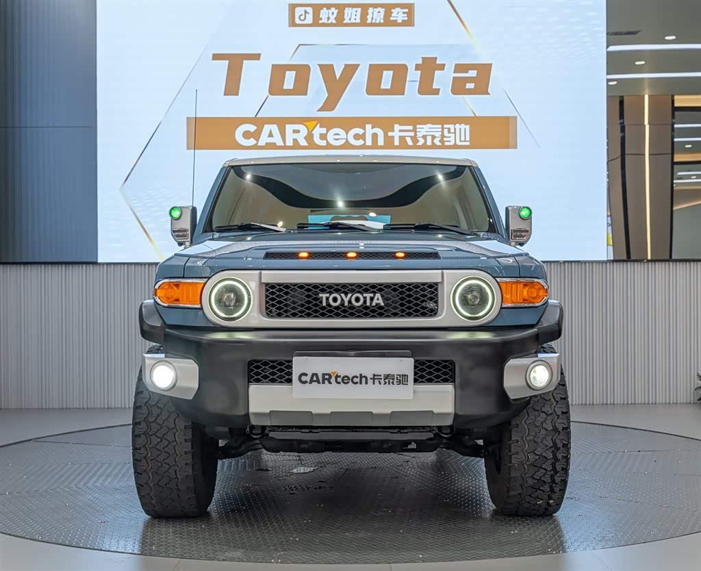 Toyota FJ
