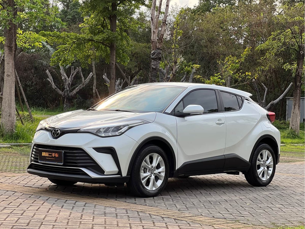 Toyota C-HR IZOA