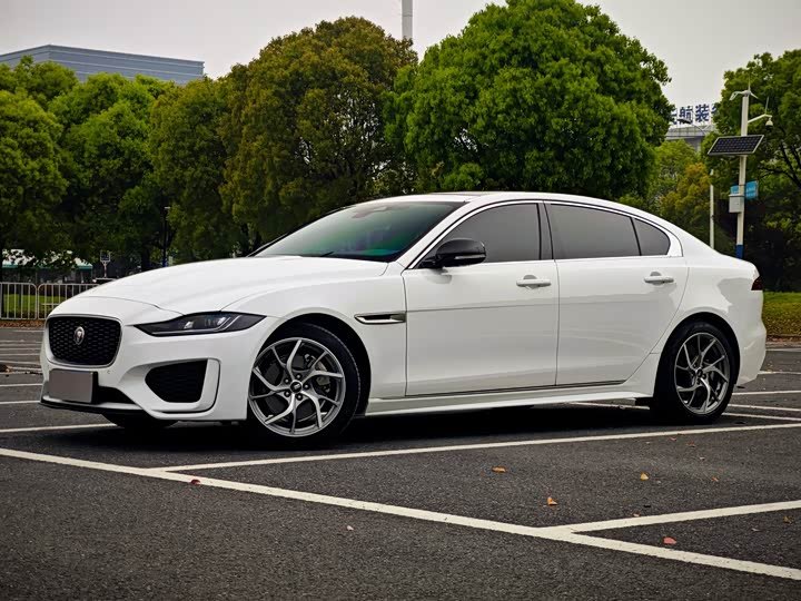 Jaguar XEL