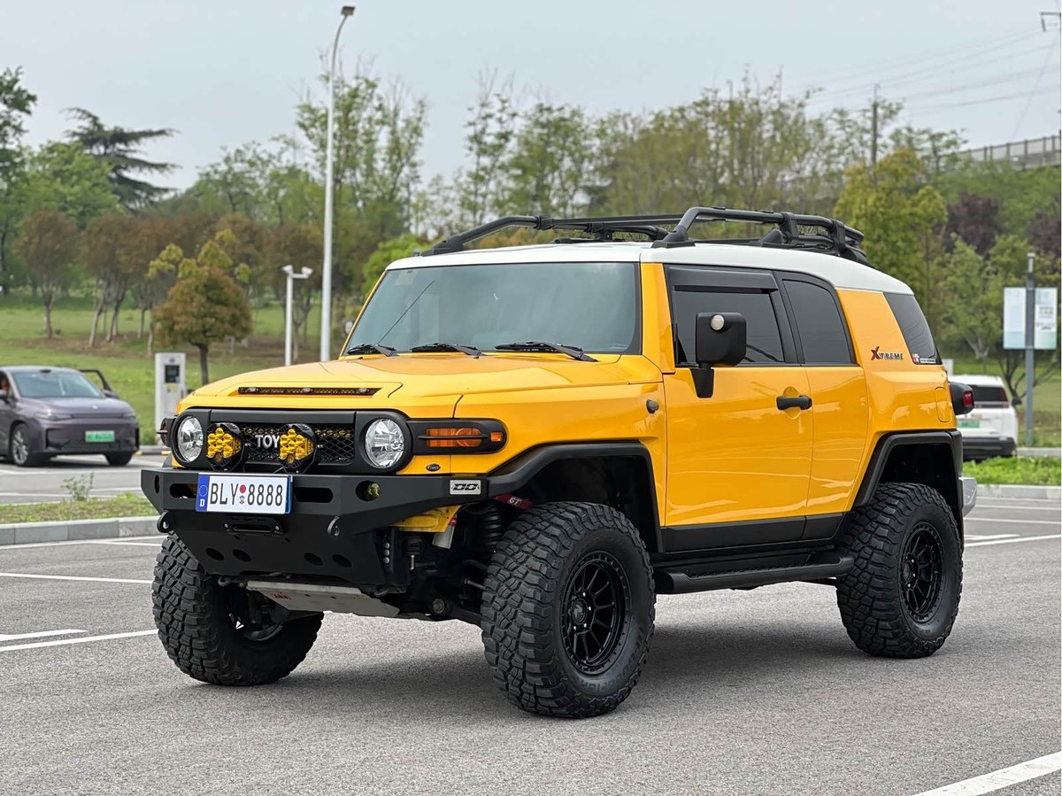 Toyota FJ