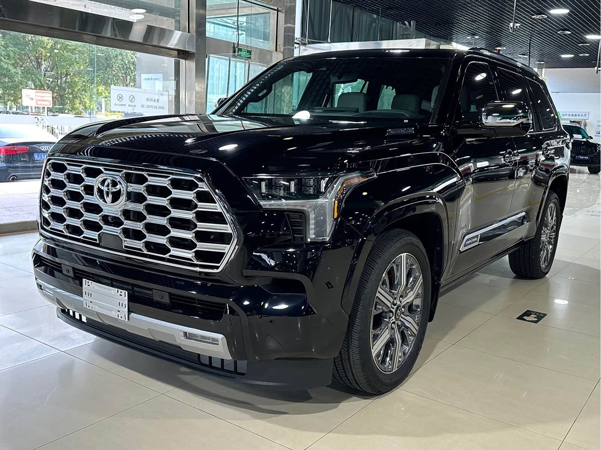 Toyota Sequoia