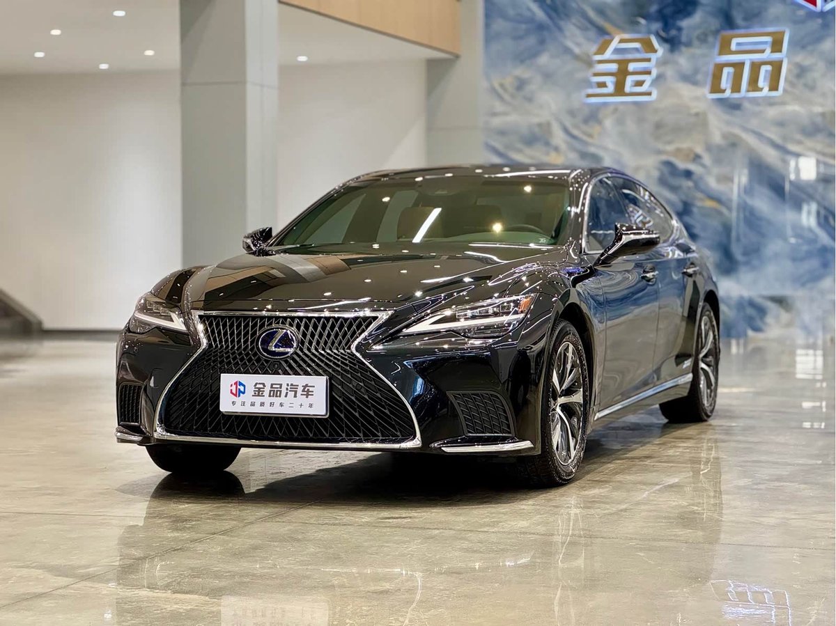 Lexus LS