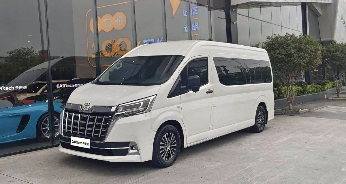 Toyota Hiace
