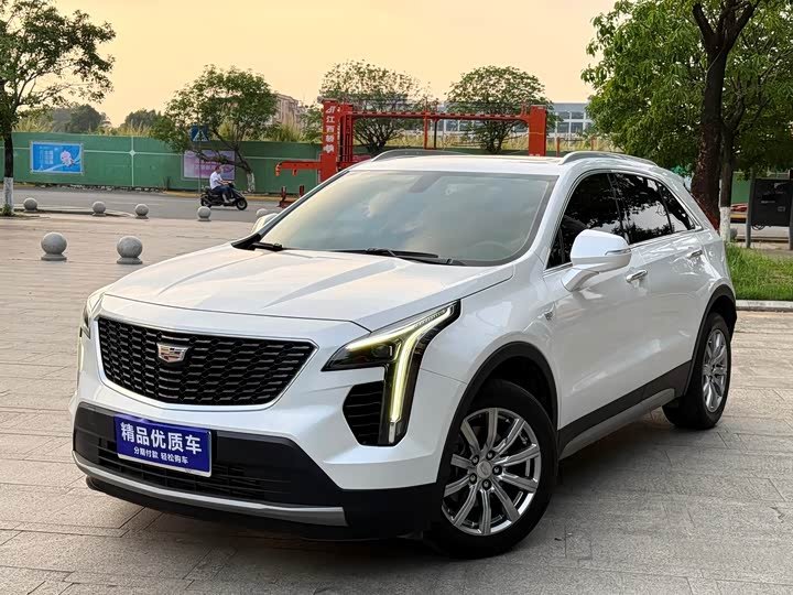 Cadillac XT4