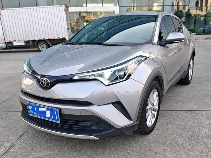 Toyota C-HR IZOA