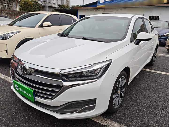 BAIC U7