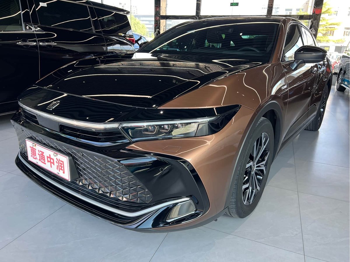 Toyota Crown SportCross