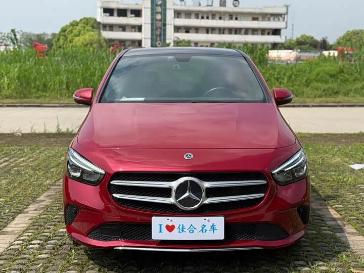 Mercedes-Benz B