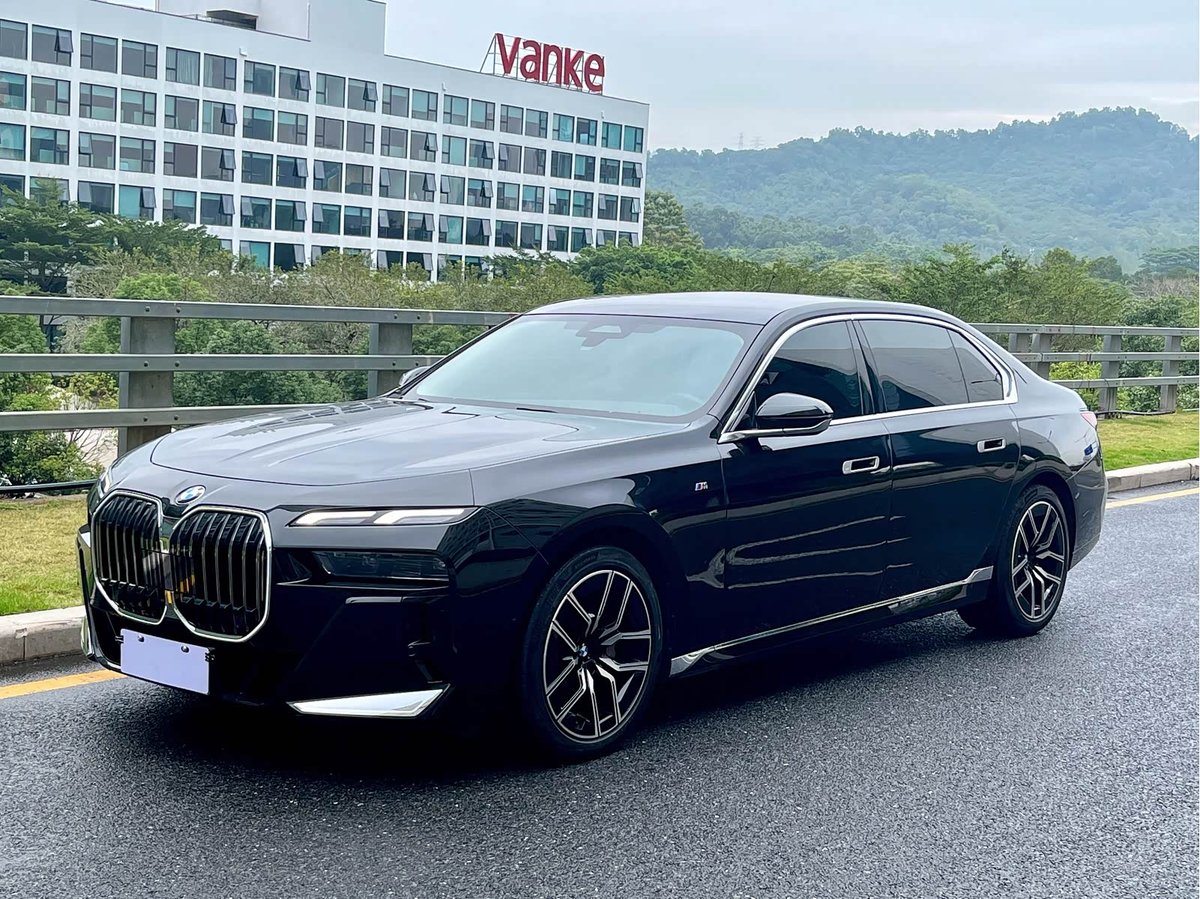 BMW 735Li