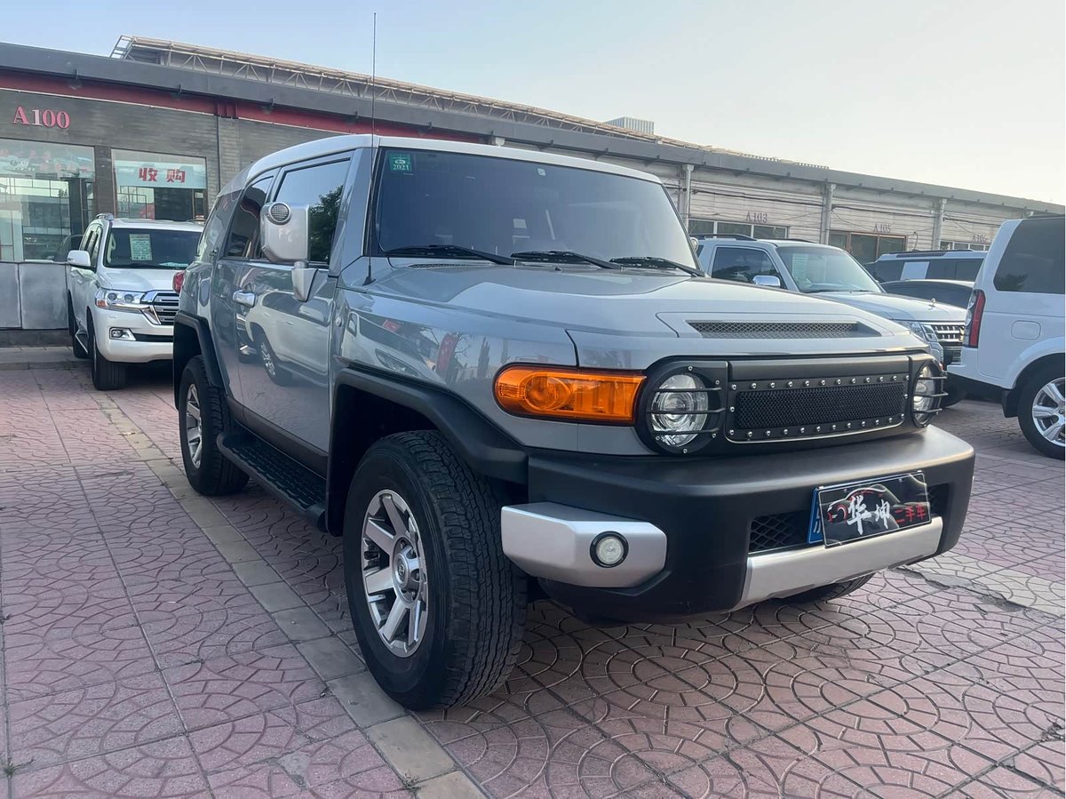 Toyota FJ