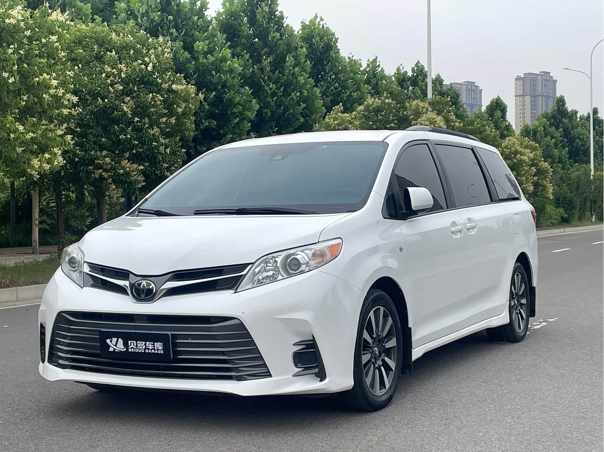 Toyota SIENNA