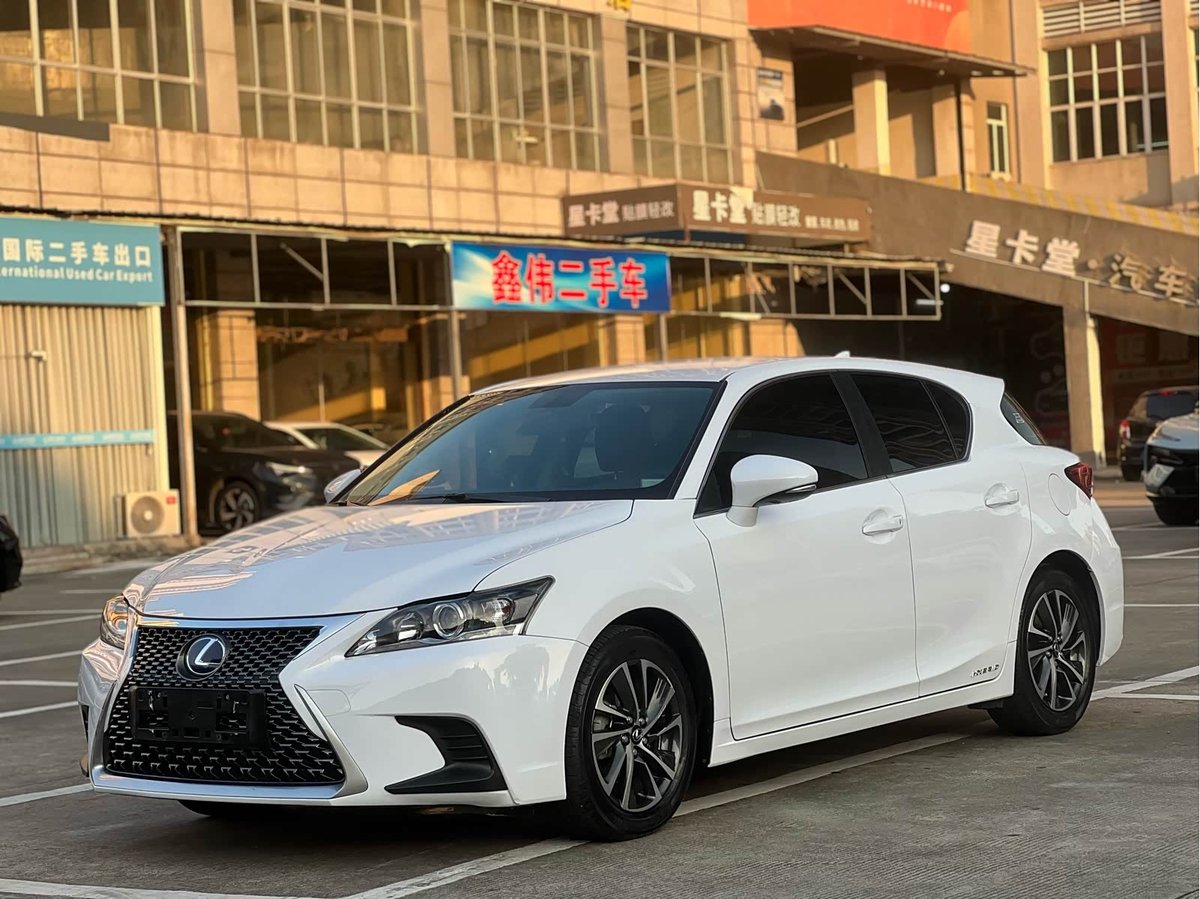 Lexus CT