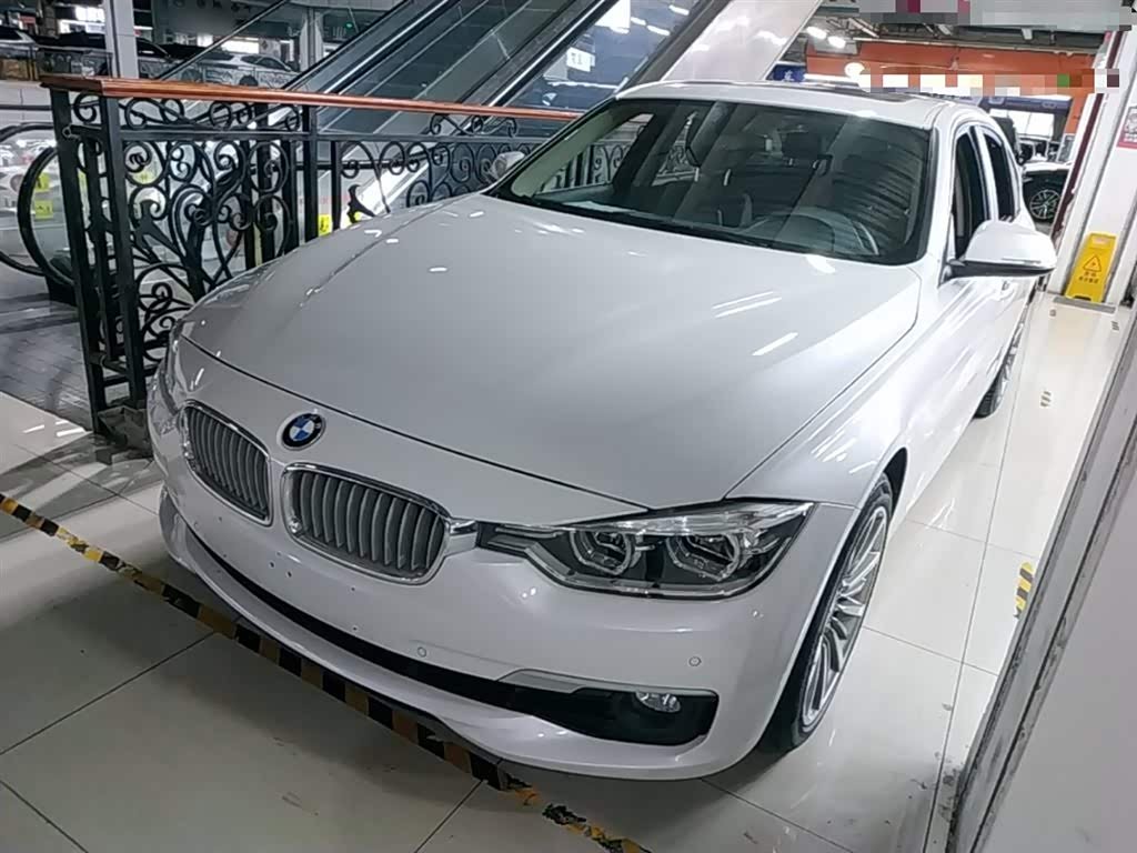 BMW 320Li