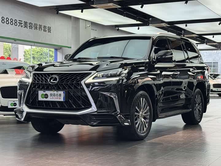 Lexus LX