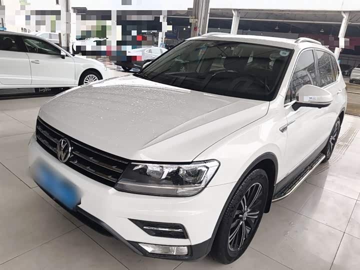 Volkswagen Tiguan L