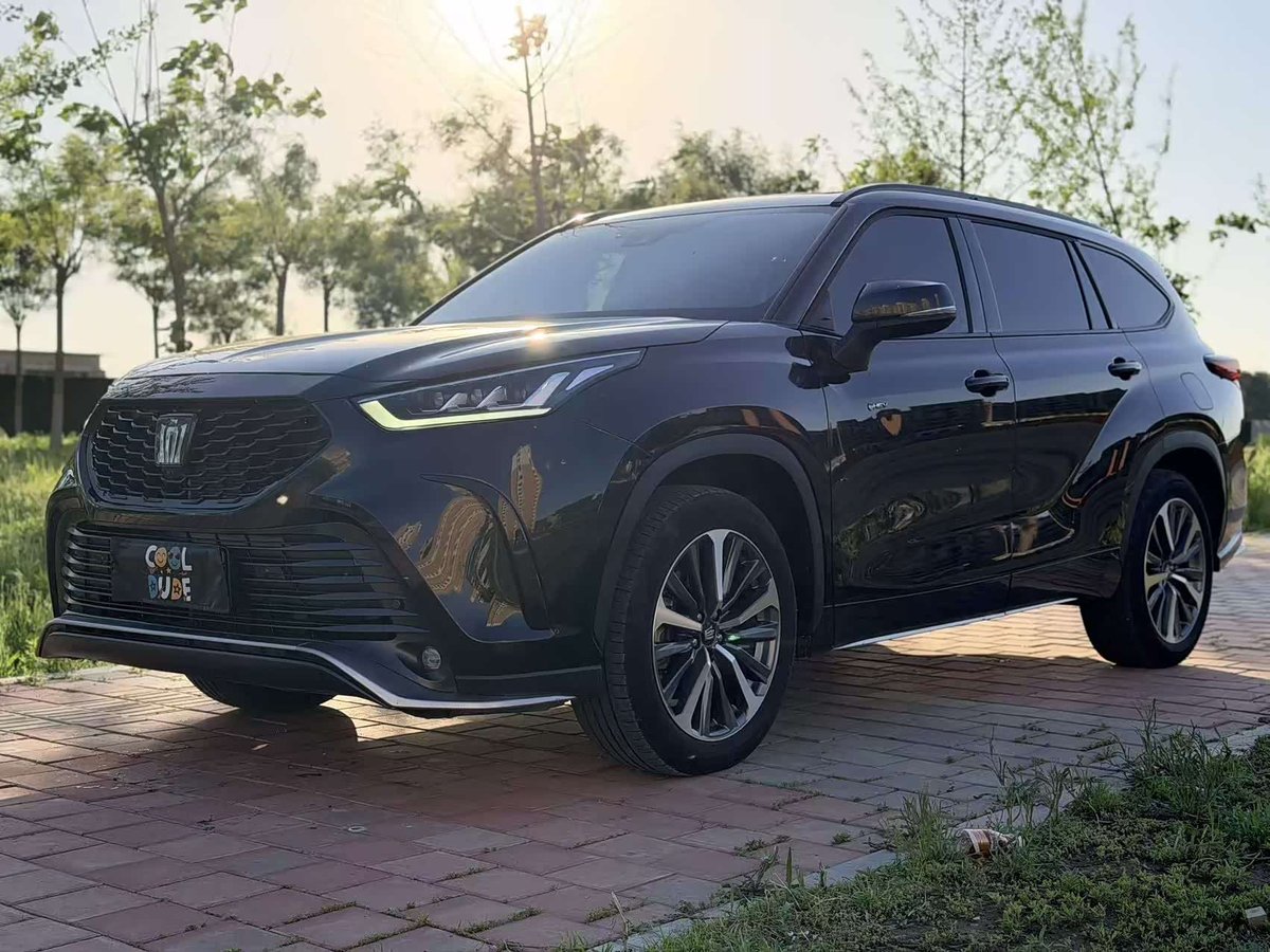 Toyota Crown Land Cruiser