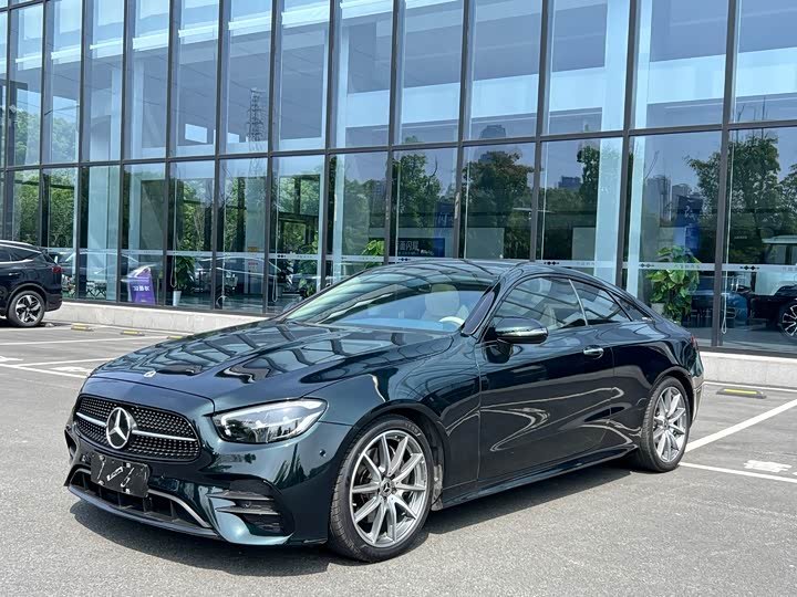 Mercedes-Benz E