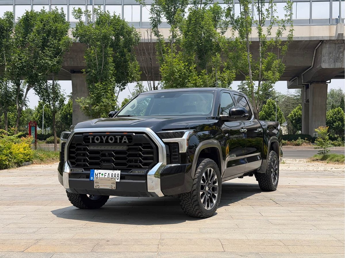 Toyota Tundra
