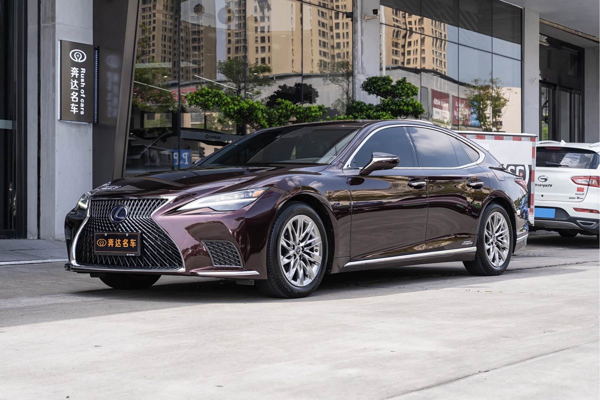 Lexus LS